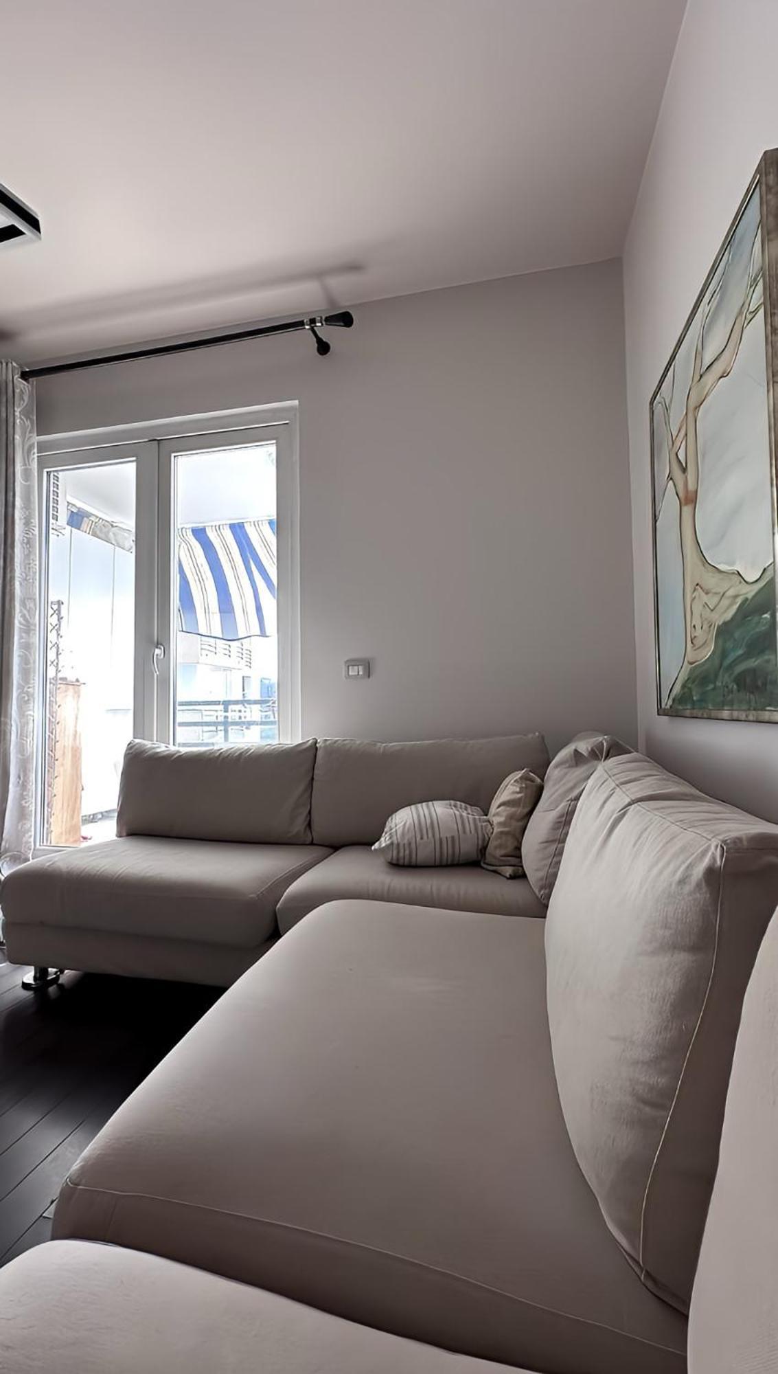 Cozynest Apartments 티라나 외부 사진